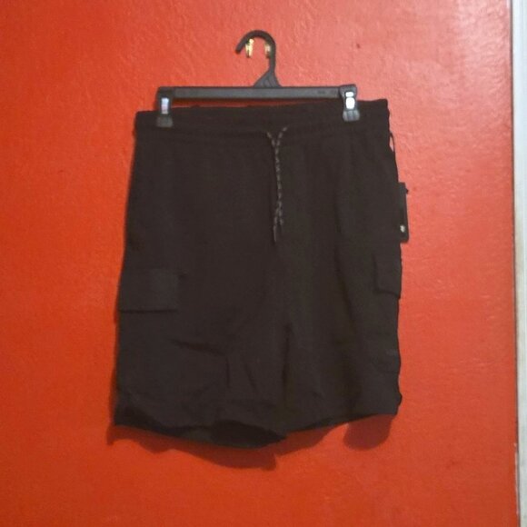Foot Locker Fleece Cargo Shorts – Black – Men’s Medium (New with Tags) - Picture 1 of 4
